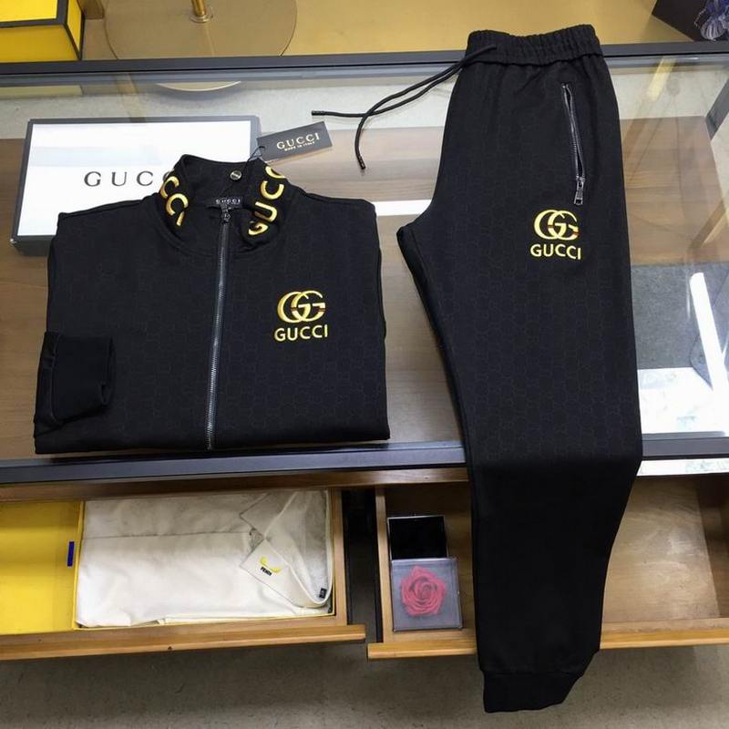 Gucci Men's Suits 213